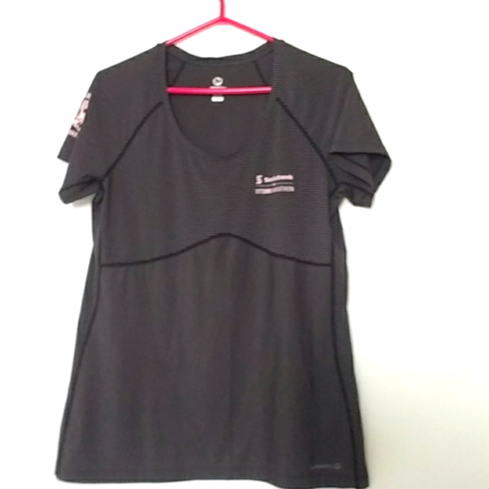 Merrell Women's Dark Gray Runner's Top